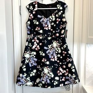 JM Studio by John Meyer NWT AllOccasion or Cocktail Black Floral Dress sz.12 NWT